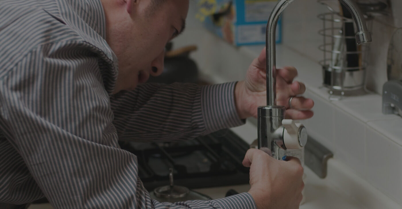 Professional Handyman for Home Repairs in MemphisReliable Fixes for Doors, Windows, Cabinets, Flooring, and More.